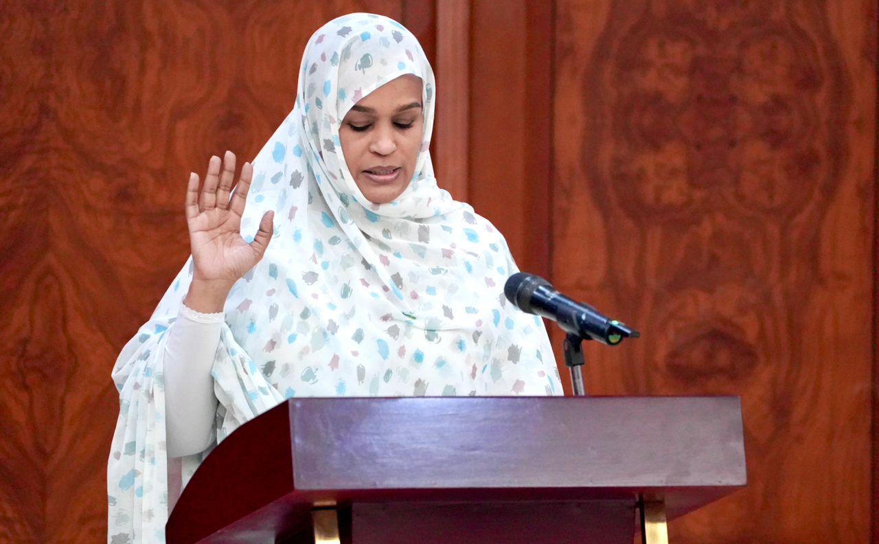 Le Président de la République préside la cérémonie de prestation de serment de la présidente et des membres du Conseil de l’Autorité de Régulation des Marchés publics (2)